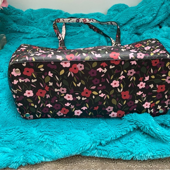 Kate spade tote - Picture 4 of 4